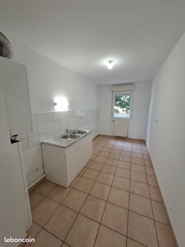 Appartement à louer, 70m², Décines-Charpieu