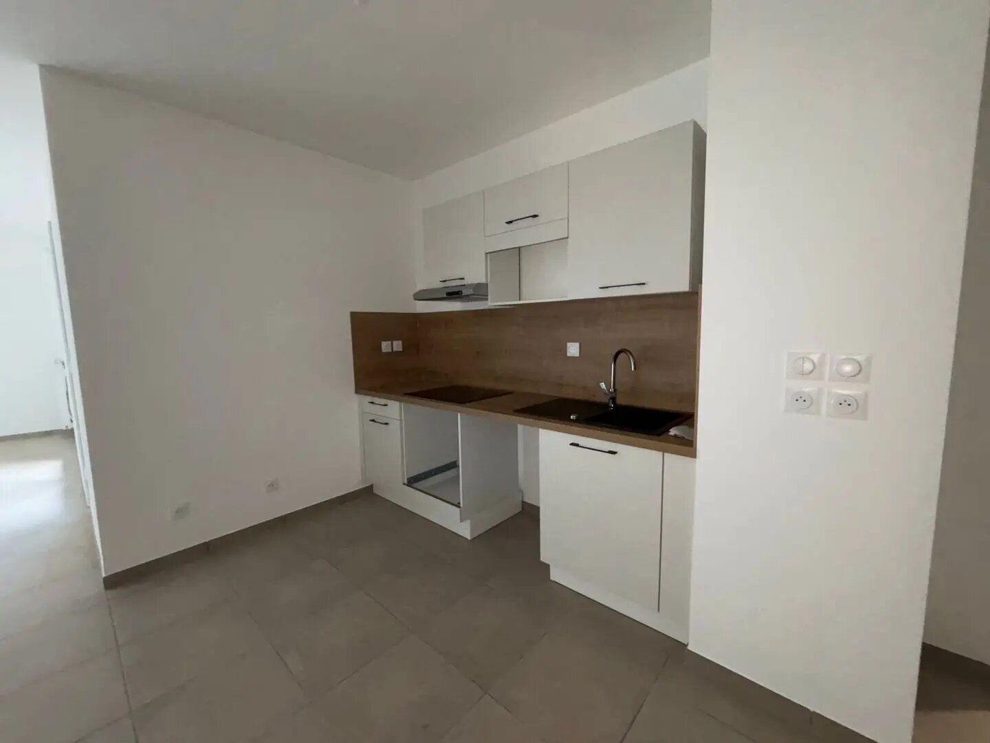 Appartement à louer, 68m², Genay