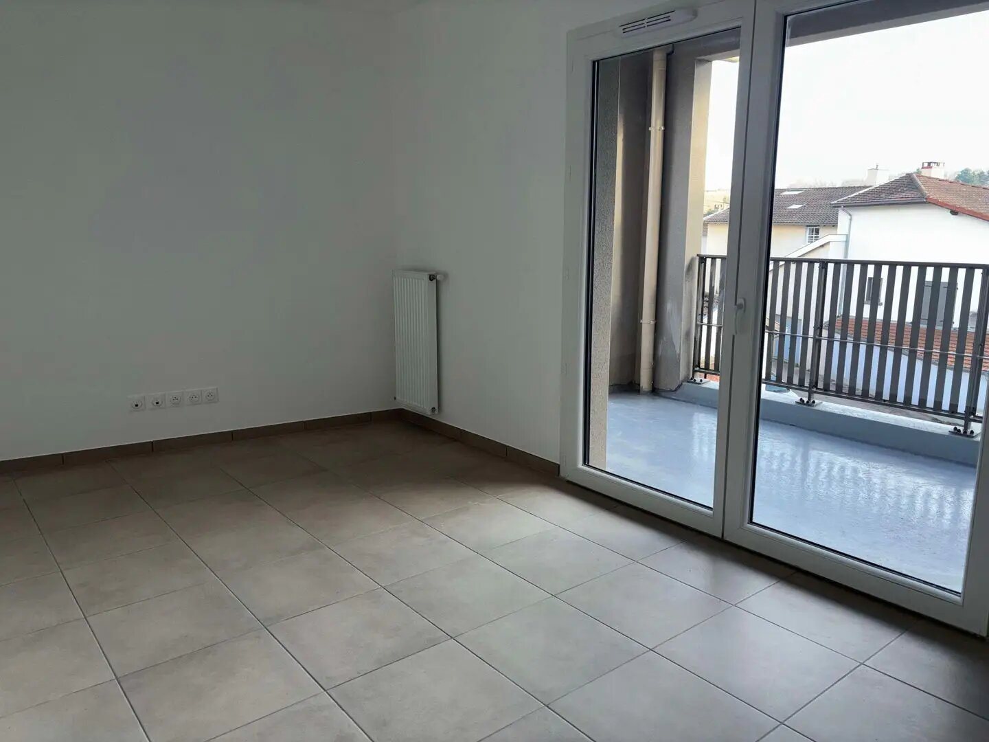 Appartement à louer, 68m², Genay