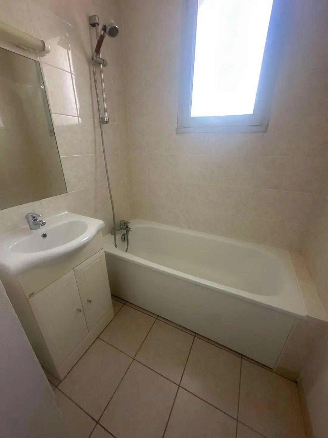 Appartement à louer, 58m², Ruy
