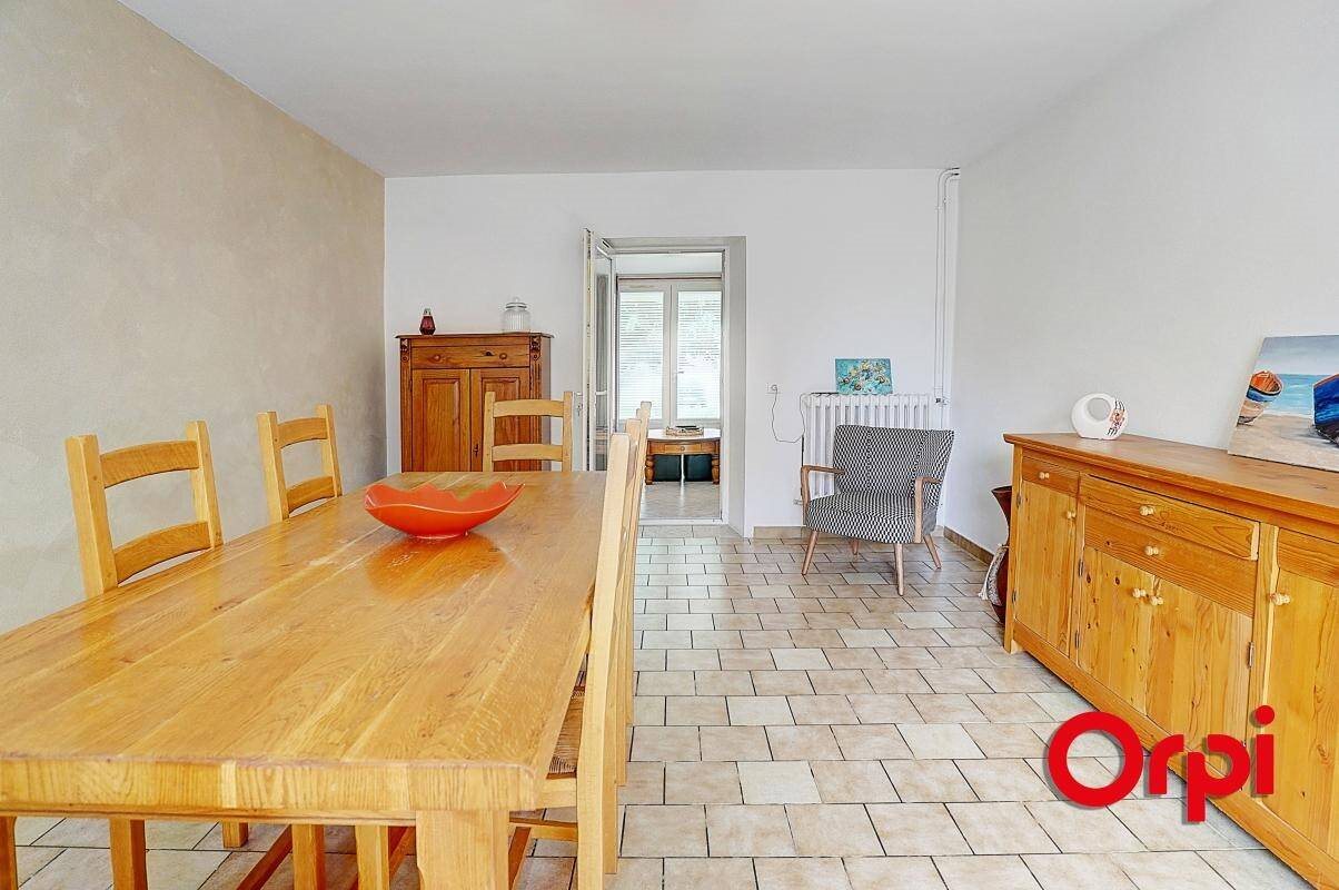 Maison à vendre, 131m², Saint-Clair-de-la-Tour