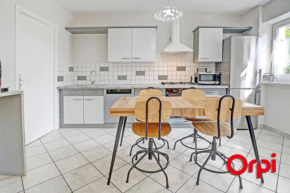Maison à vendre, 131m², Saint-Clair-de-la-Tour