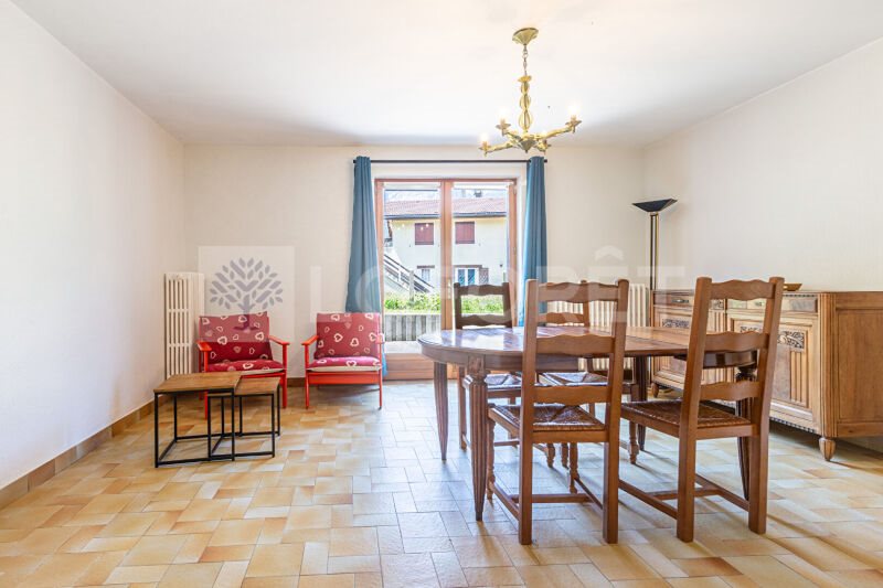 Appartement à louer, 71m², Thônes