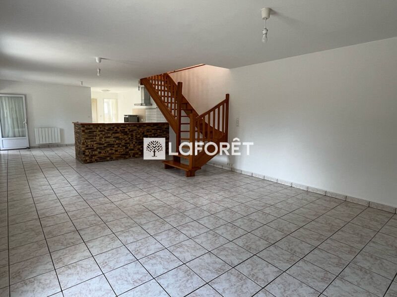 Maison à louer, 109m², Louannec