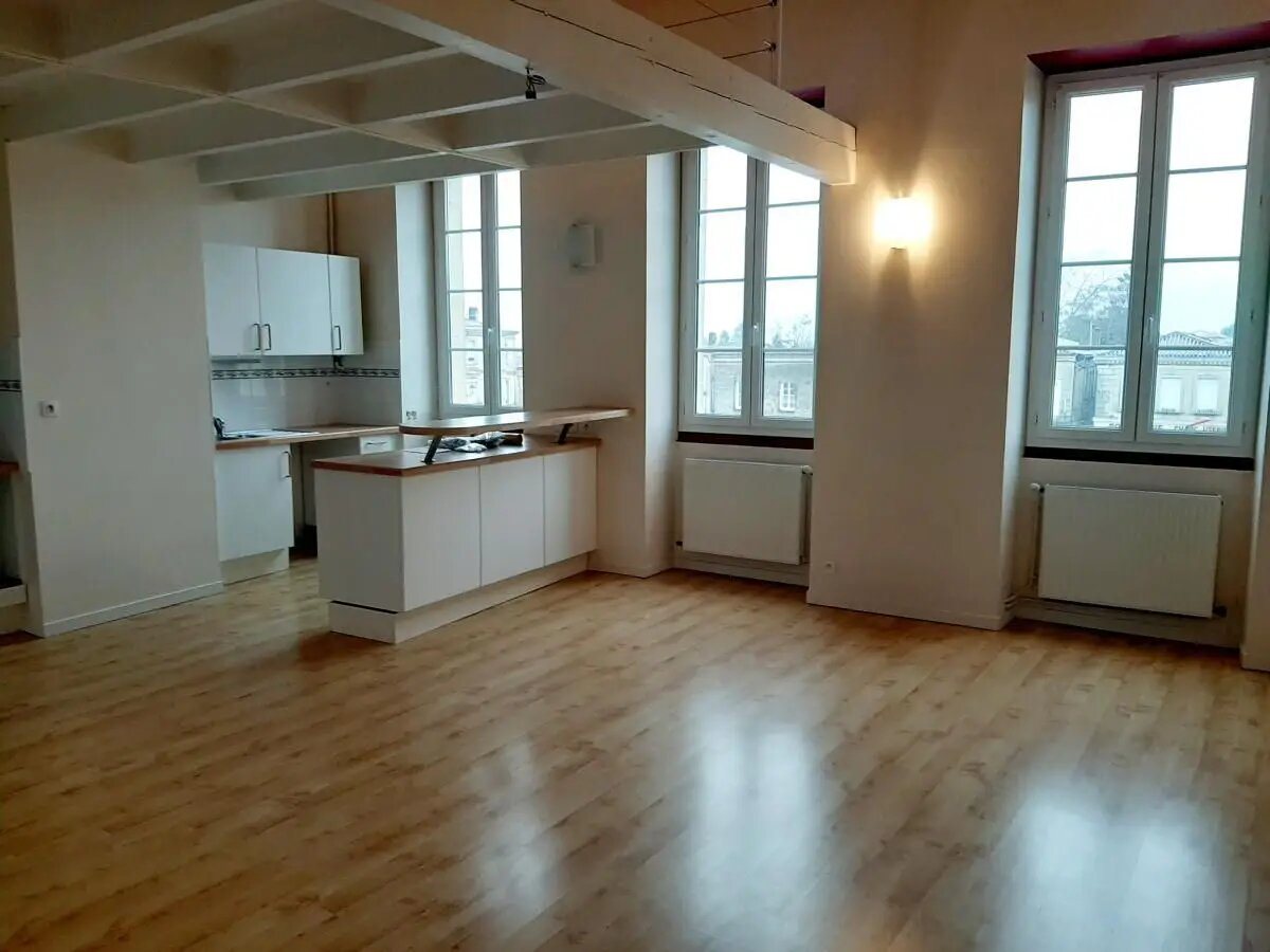 Appartement à louer, 100m², Créon