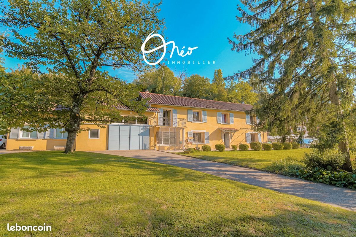 Maison à vendre, 225m², Saint-Pierre-de-Chandieu