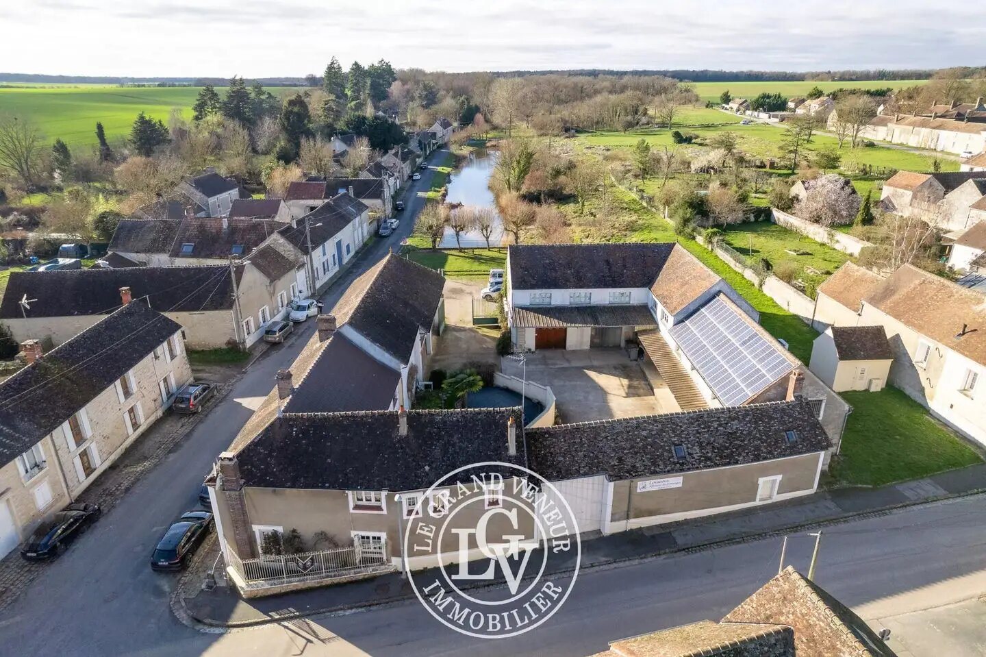 Maison à vendre, 1015m², Milly-la-Forêt