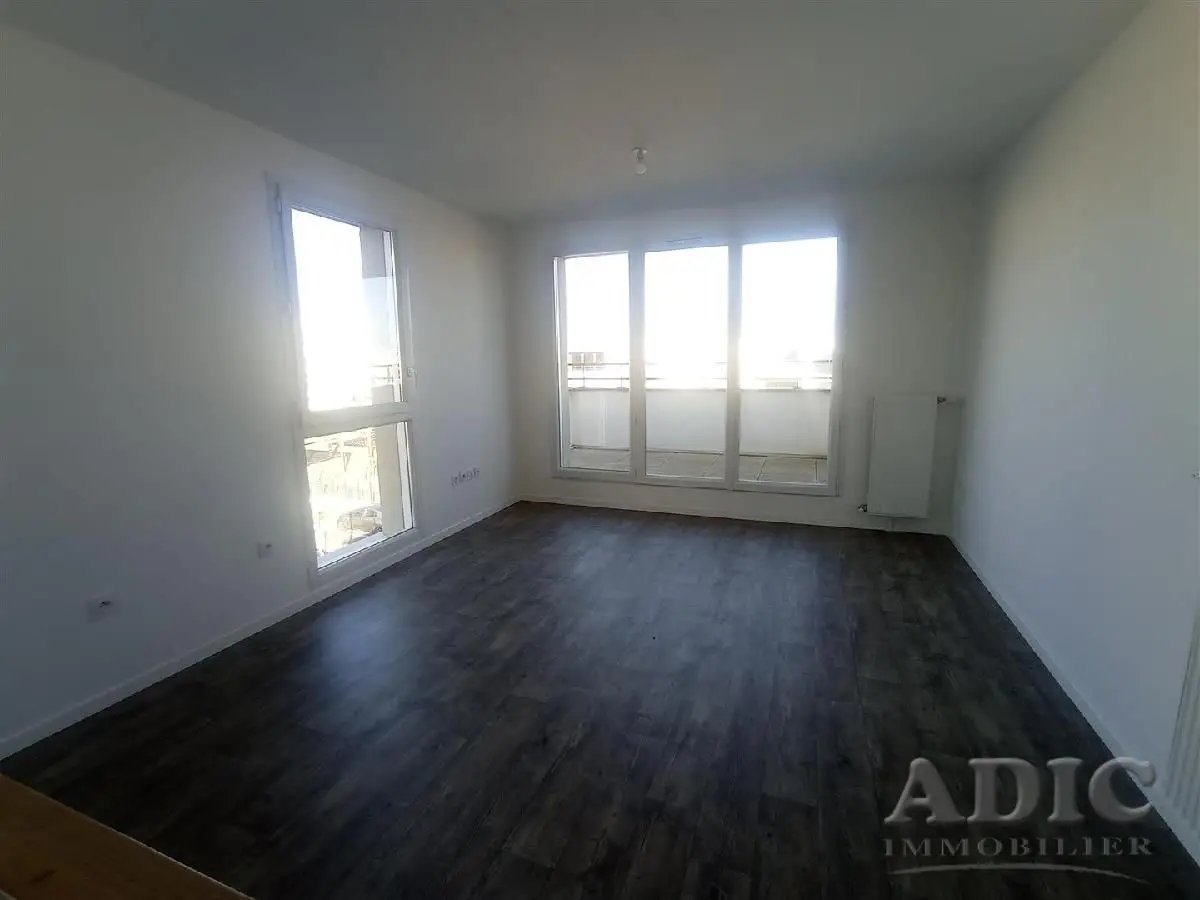 Appartement à louer, 43m², Othis