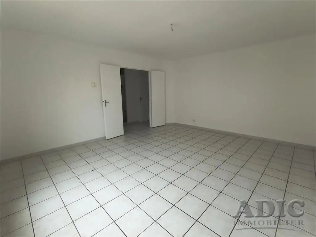 Appartement à louer, 62m², Marchémoret