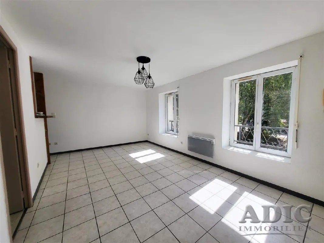 Appartement à louer, 41m², Saint-Soupplets