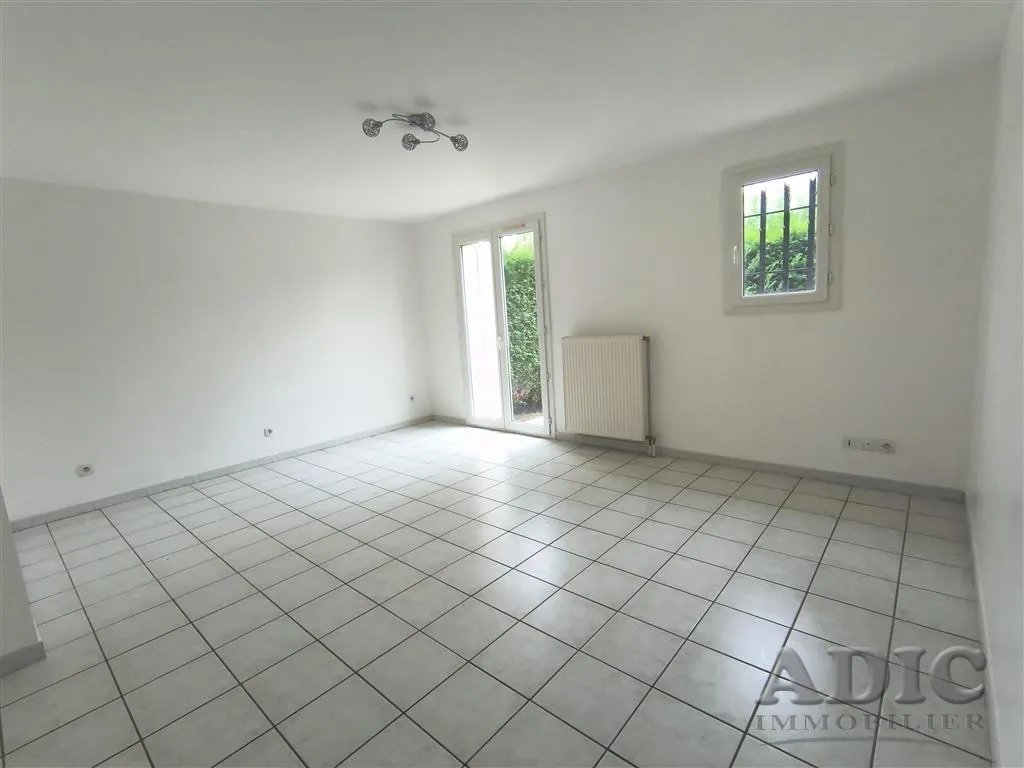 Appartement à louer, 61m², Saint-Mard