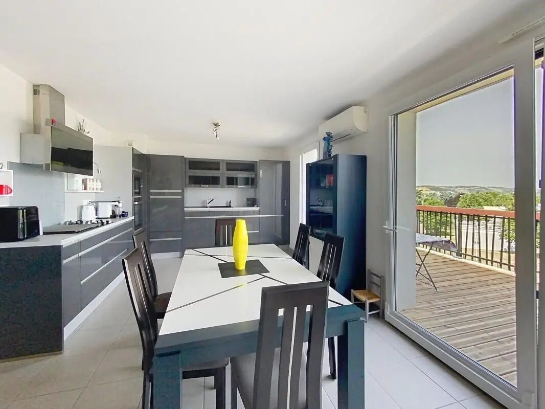 Appartement à vendre, 77m², Saint-Priest-en-Jarez