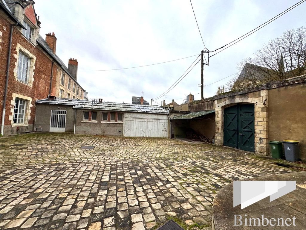 Maison à vendre, 1477m², Orléans