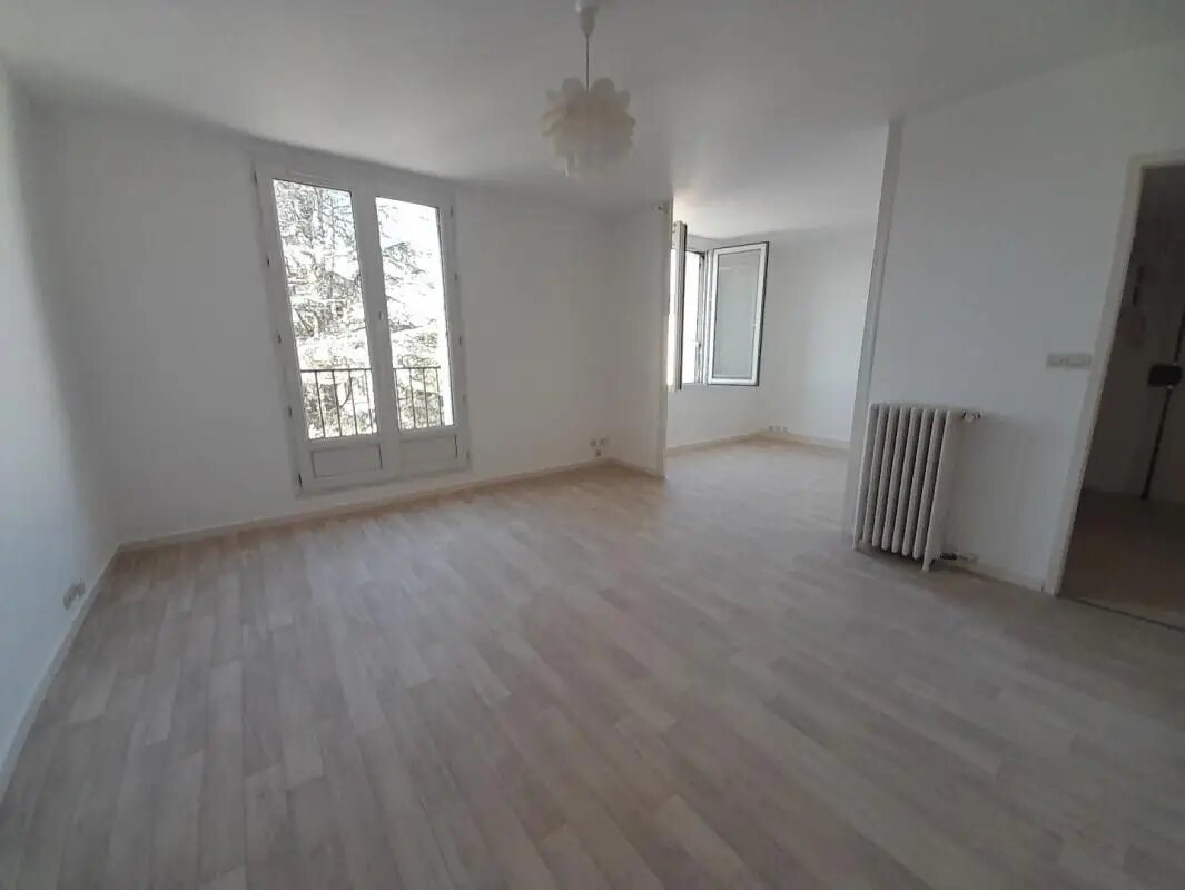 Appartement à louer, 84m², Fleury-les-Aubrais