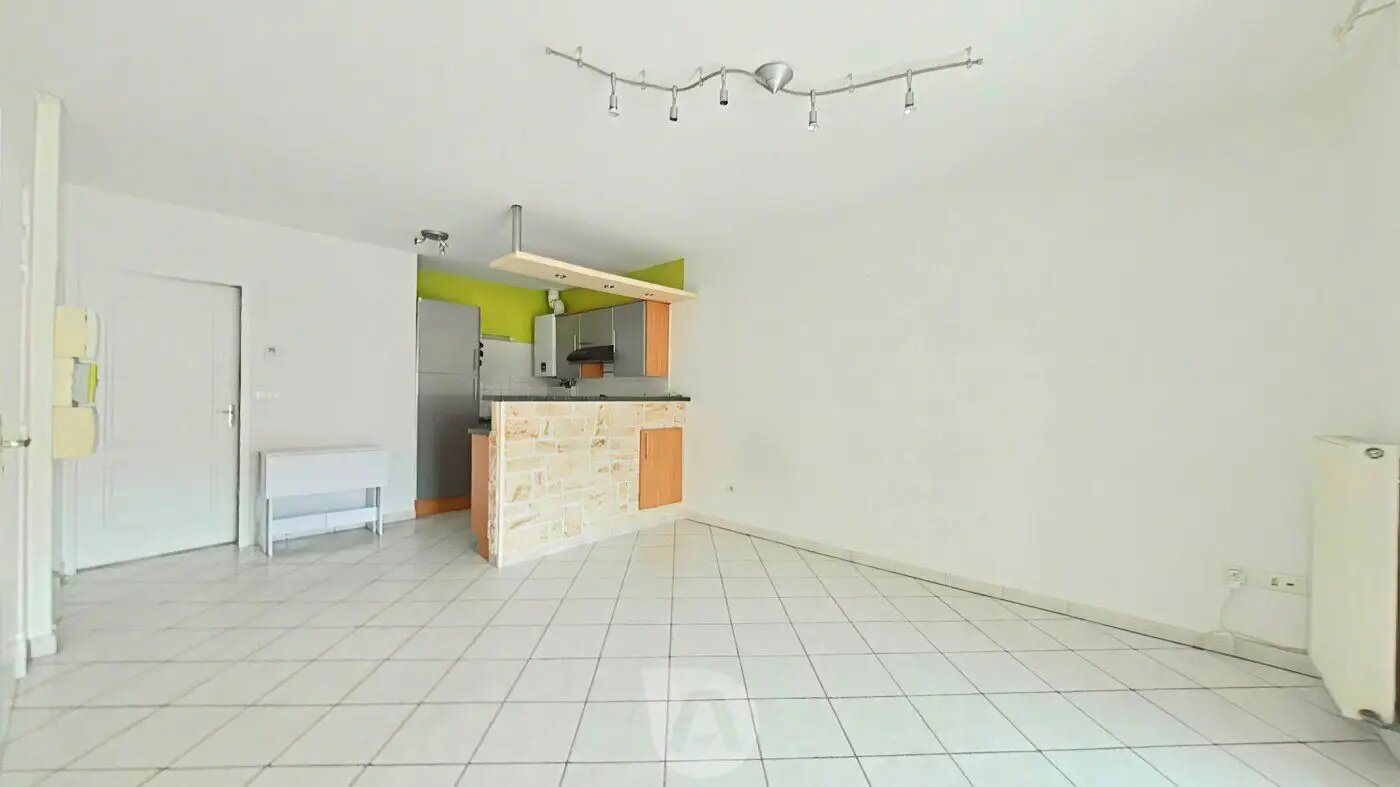 Appartement à vendre, 57m², Saint-Laurent-de-Mure