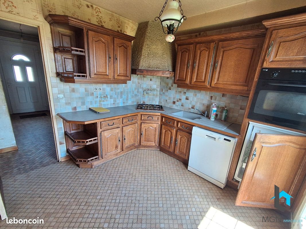 Maison à vendre, 100m², Bailleau-le-Pin