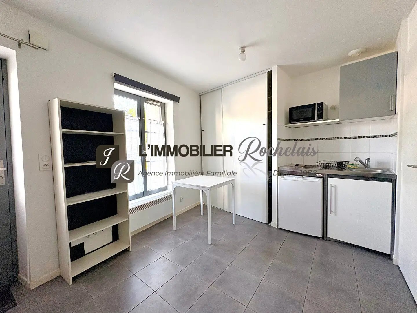 Appartement à louer, 16m², La Rochelle