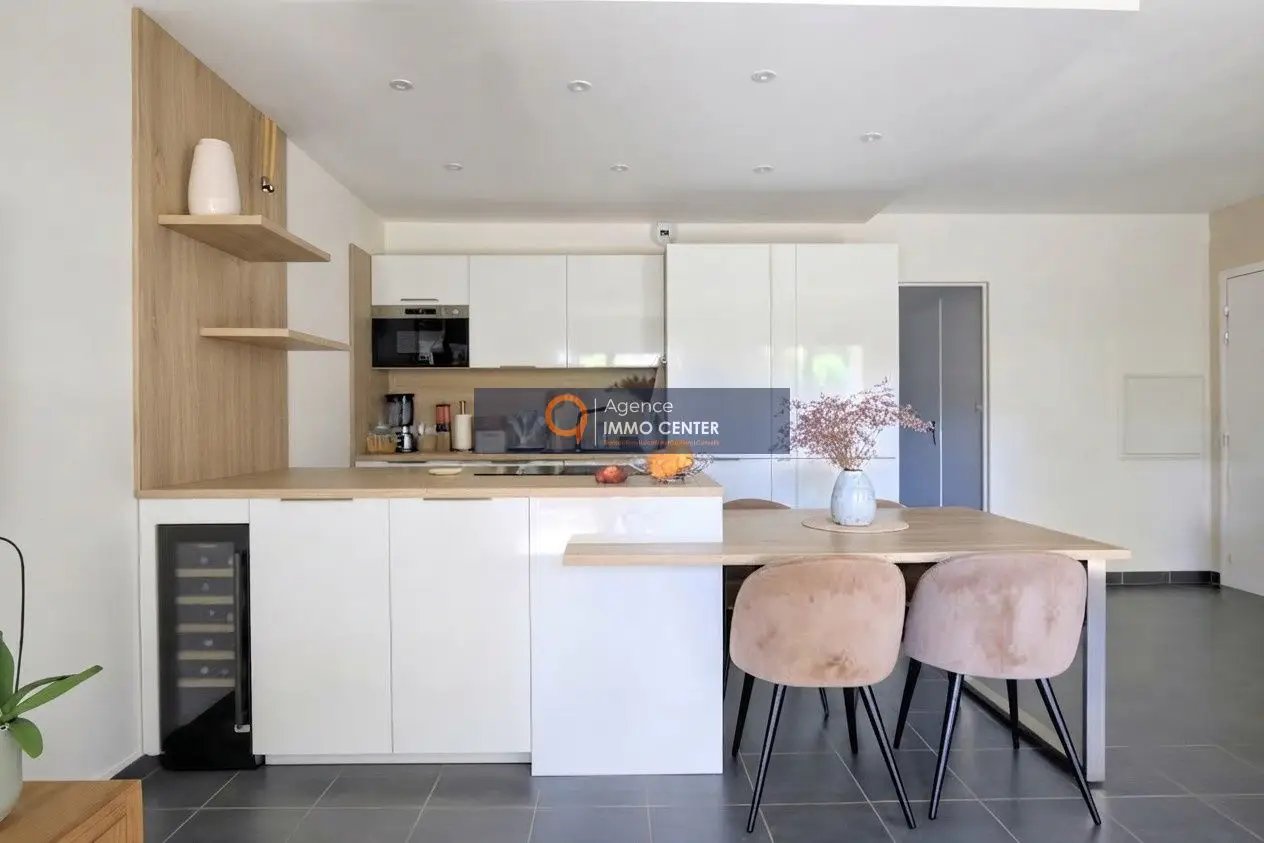 Appartement à vendre, 67m², Cuers