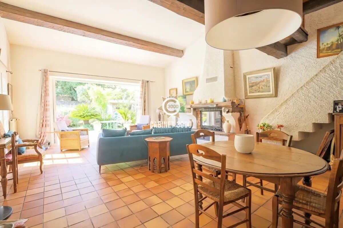 Maison à vendre, 200m², Sanary-sur-Mer
