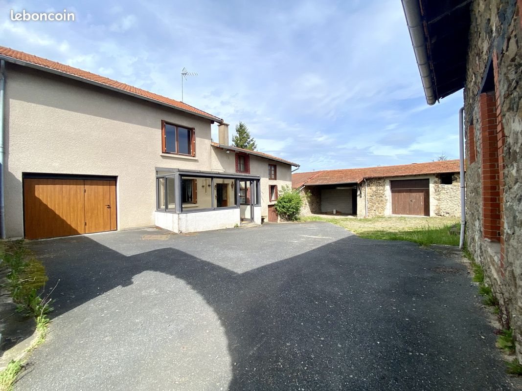 Maison à vendre, 116m², Saint-Symphorien-de-Lay