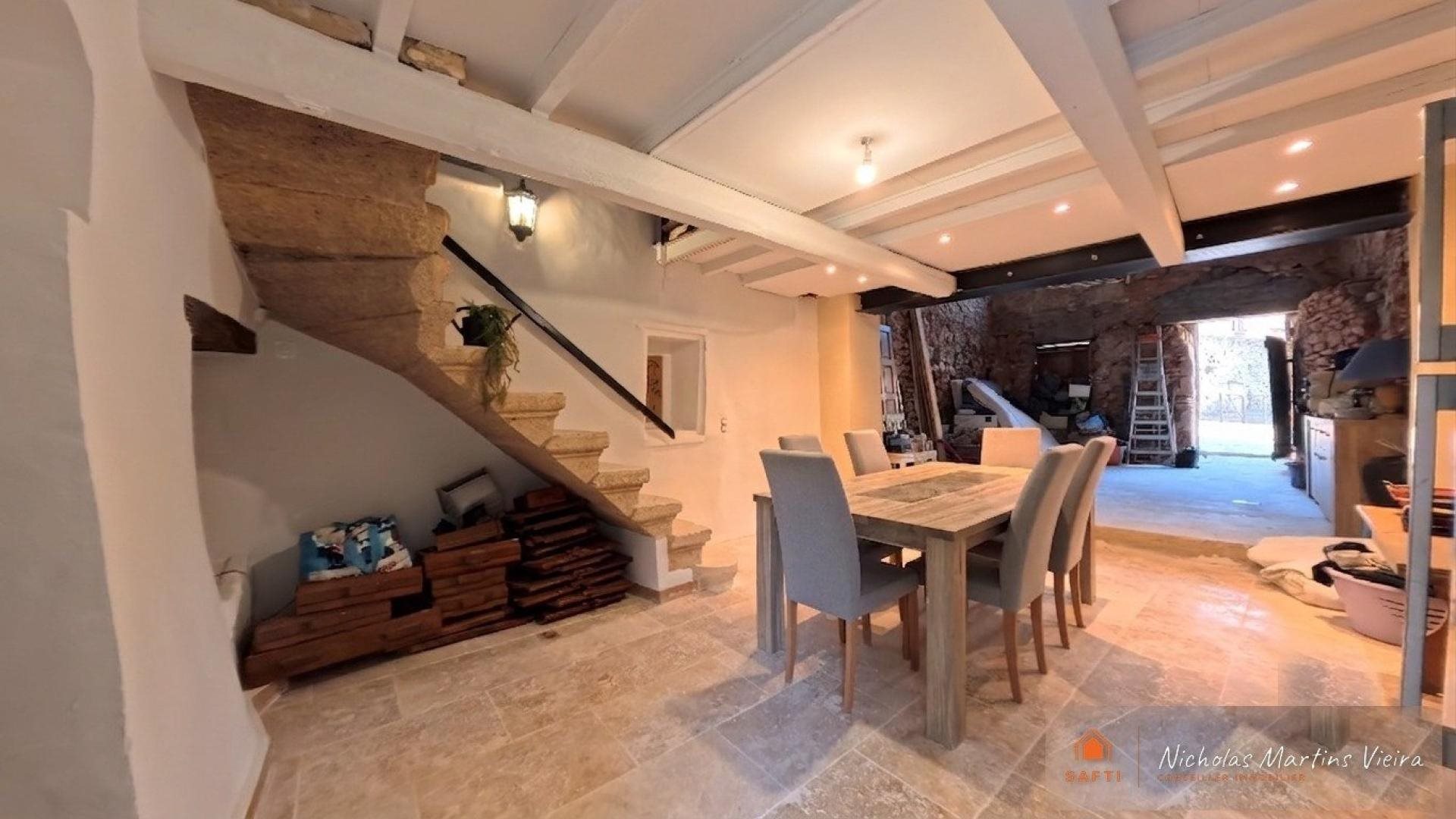 Maison à vendre, 120m², Pouzilhac