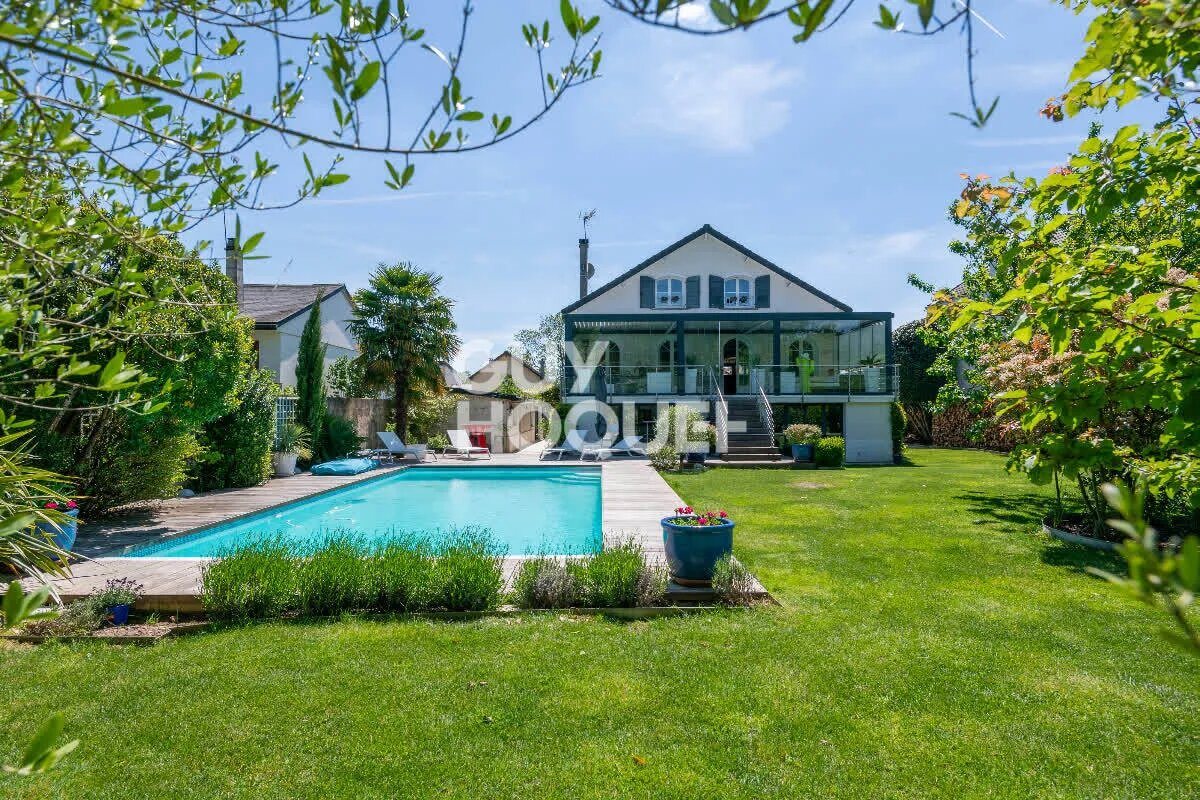Maison à vendre, 230m², La Queue-en-Brie