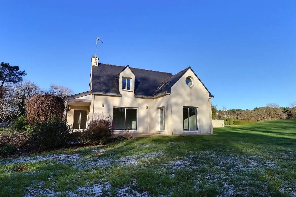 Maison à vendre, 143m², Ploemel