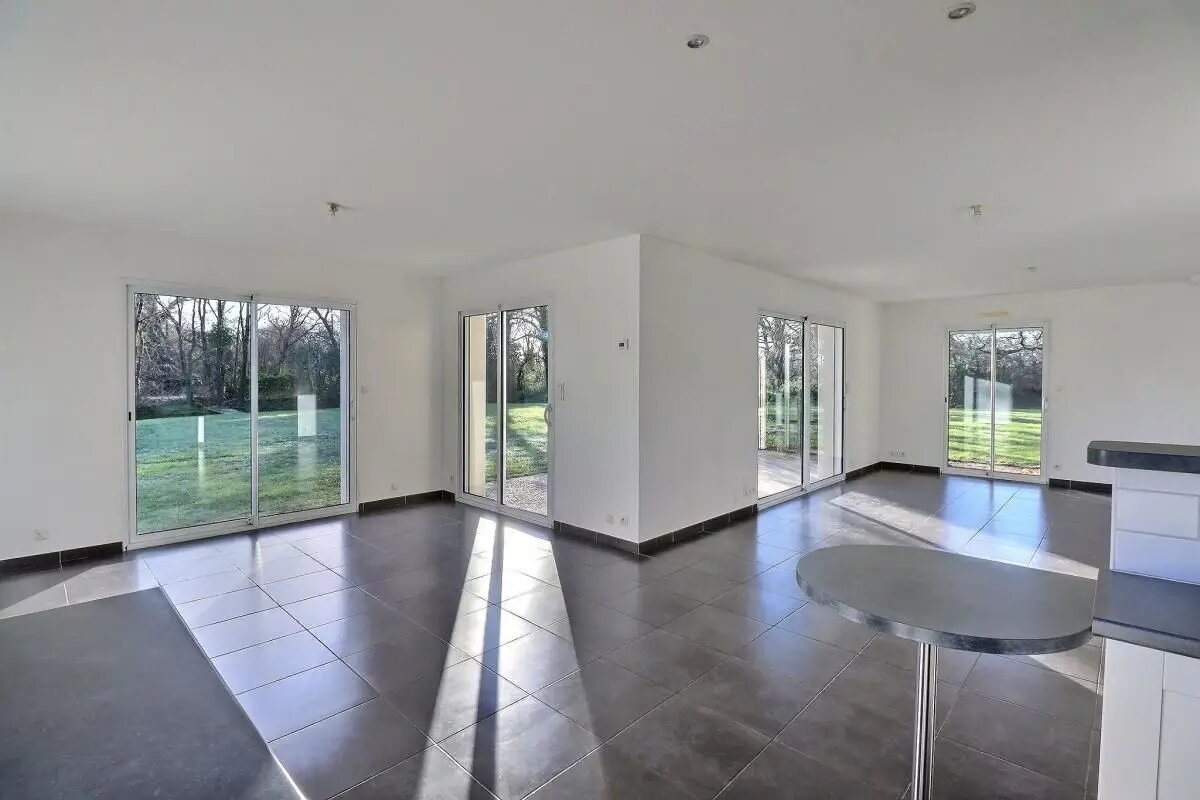 Maison à vendre, 143m², Ploemel