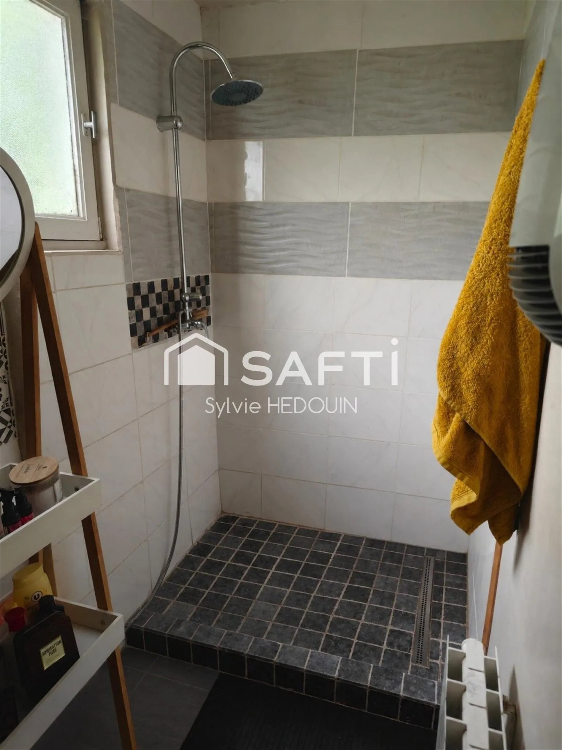 Maison à vendre, 88m², Saint-Cyr-en-Pail