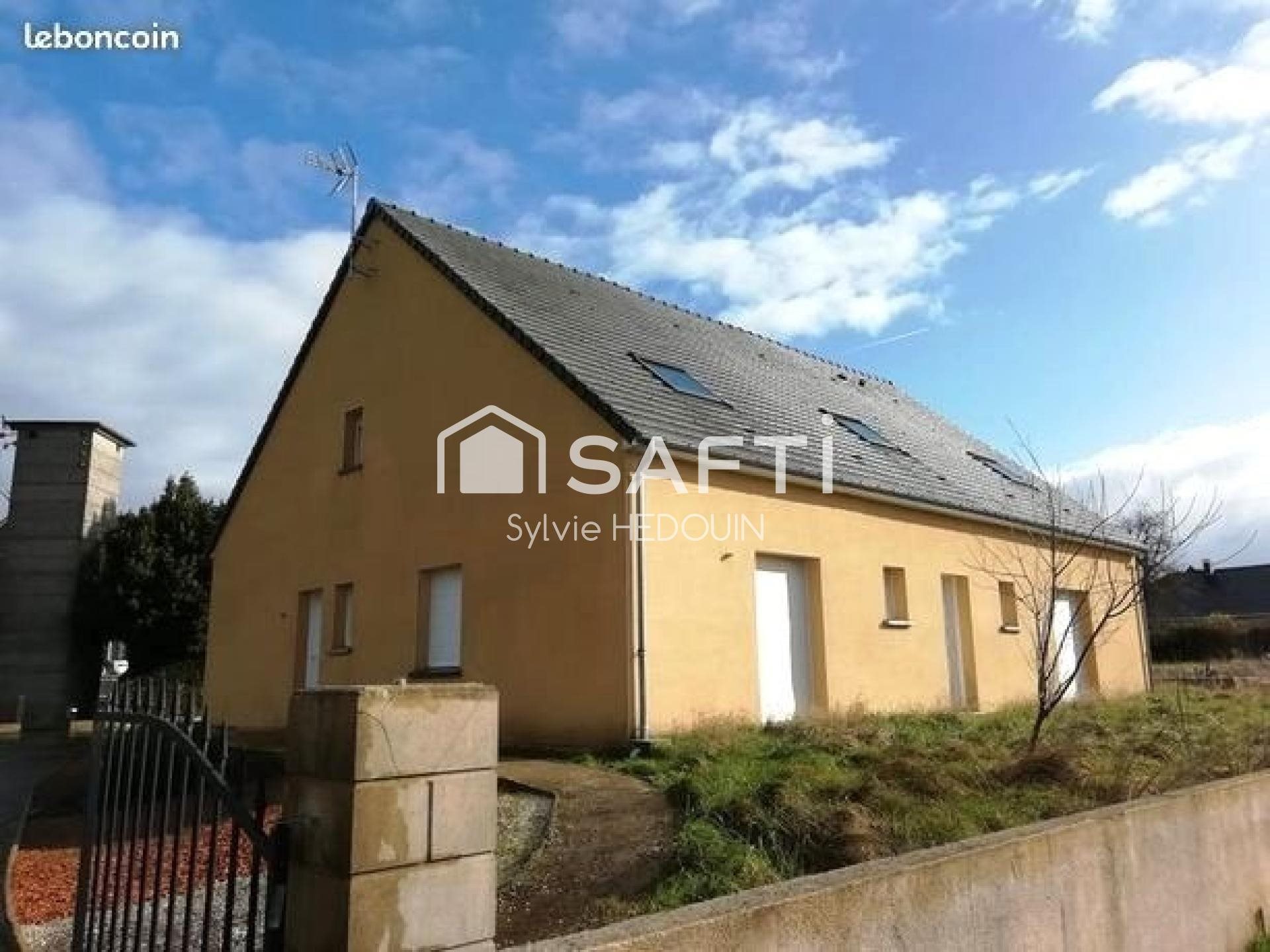Maison à vendre, 81m², Saint-Calais-du-Désert