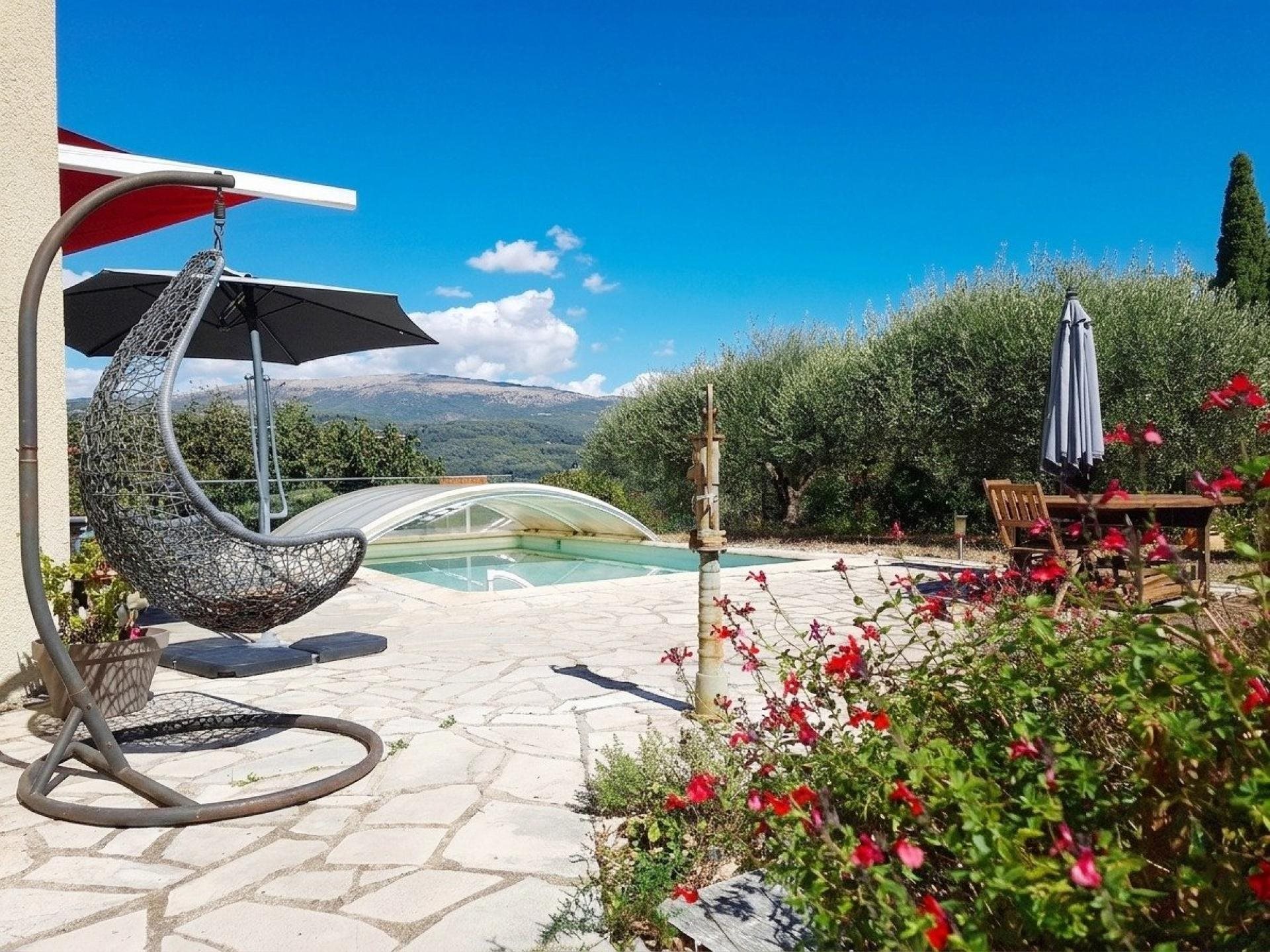 Maison à vendre, 150m², Saint-Cézaire-sur-Siagne