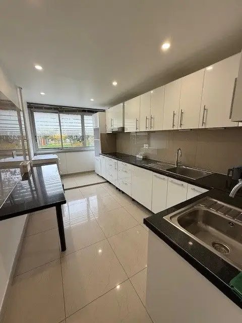 Appartement à louer, 81m², Créteil