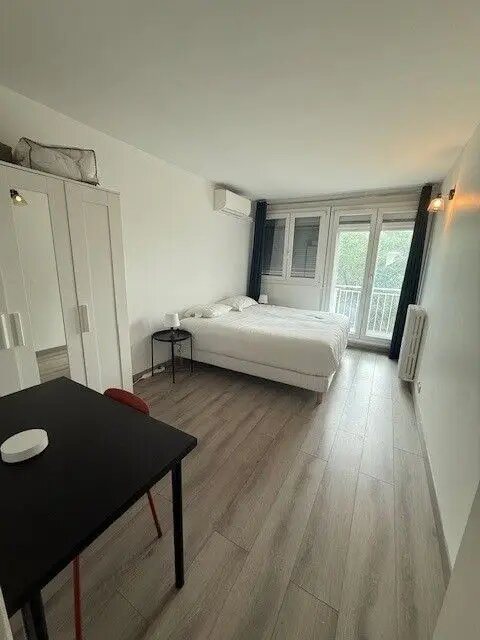 Appartement à louer, 56m², Saint-Maurice