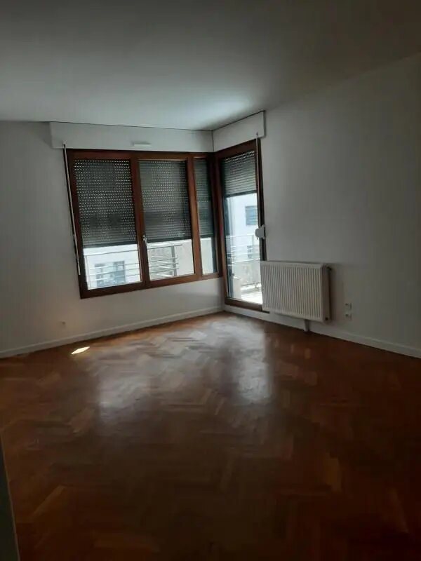 Appartement à louer, 82m², Courbevoie