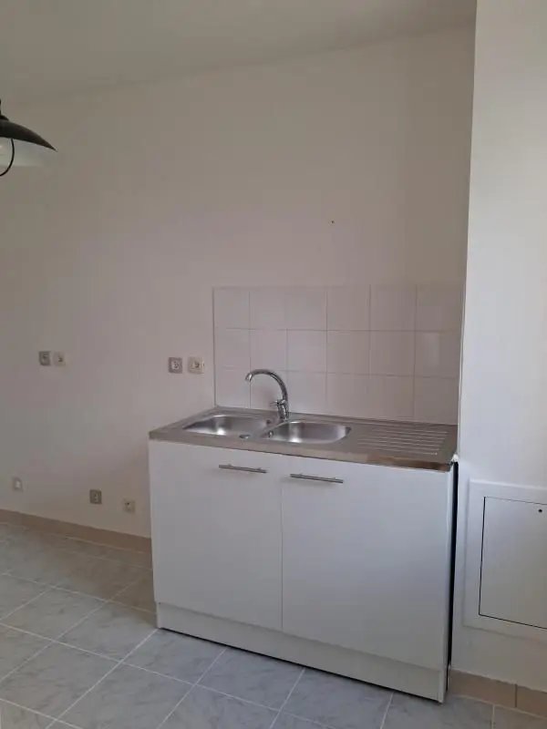 Appartement à louer, 43m², Courbevoie