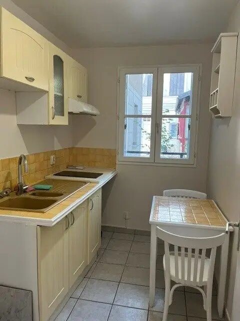 Appartement à louer, 39m², Saint-Maurice