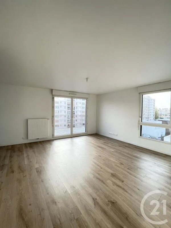 Appartement à louer, 69m², Aubervilliers