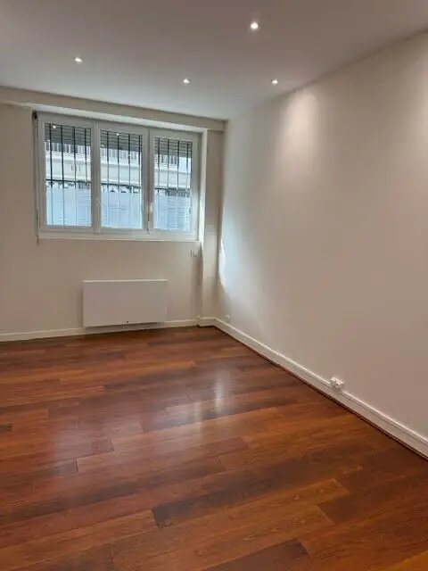 Appartement à louer, 28m², Paris 11ème
