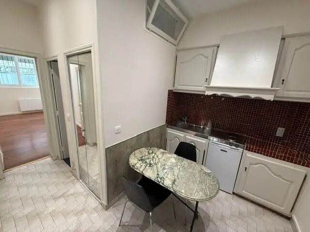 Appartement à louer, 28m², Paris 11ème