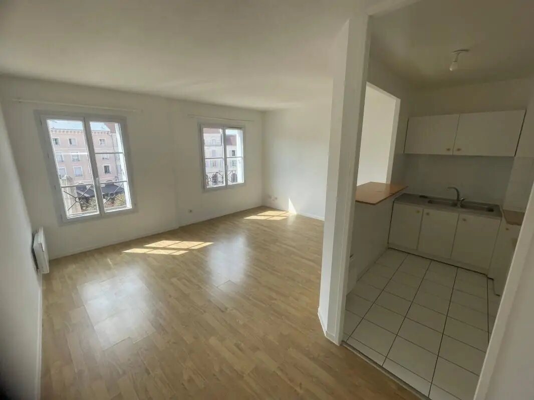 Appartement à louer, 53m², Serris