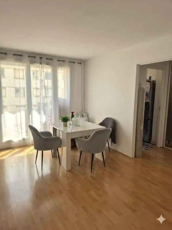 Appartement à vendre, 60m², Rosny-sous-Bois
