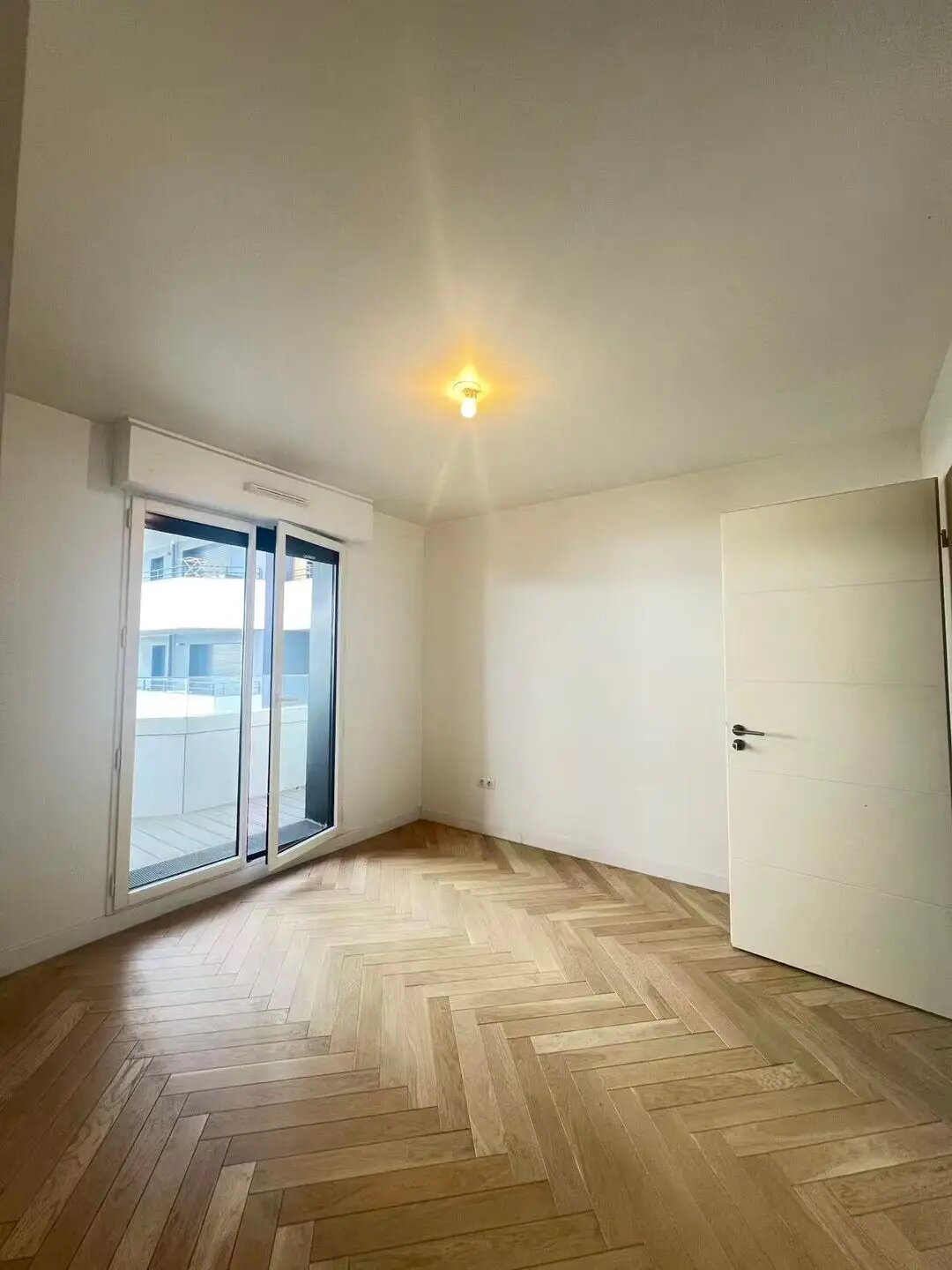 Appartement à louer, 81m², Issy-les-Moulineaux