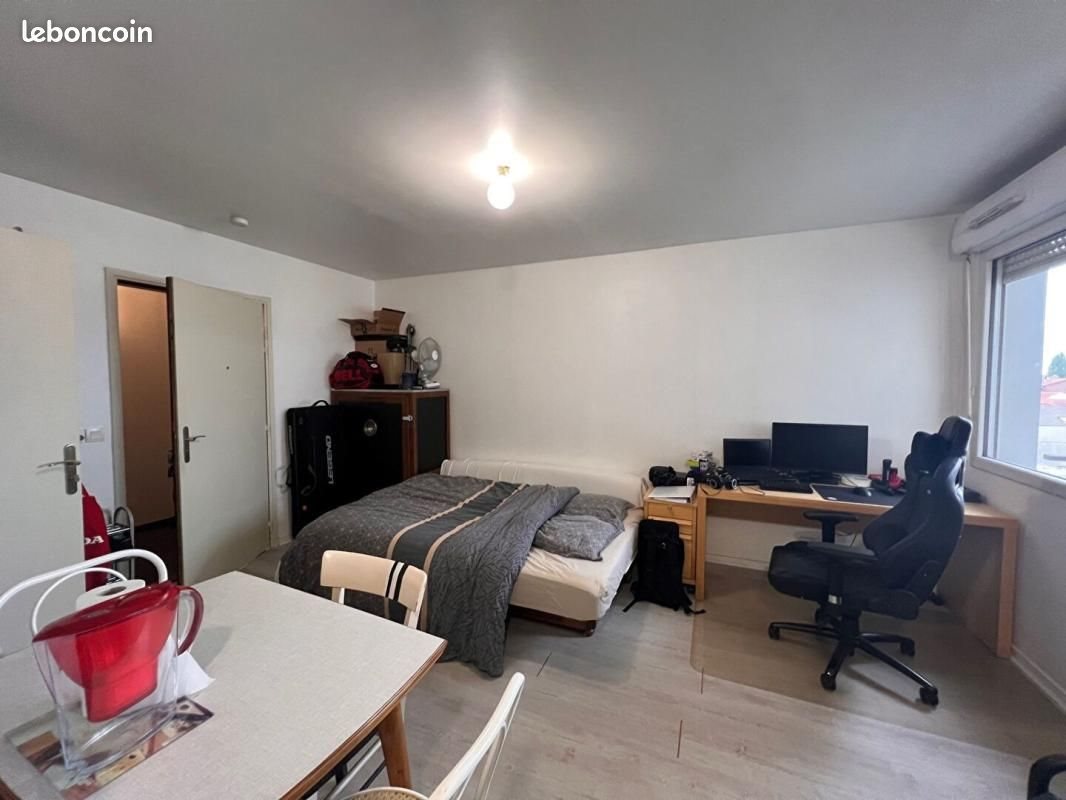 Appartement à louer, 26m², Le Bourget