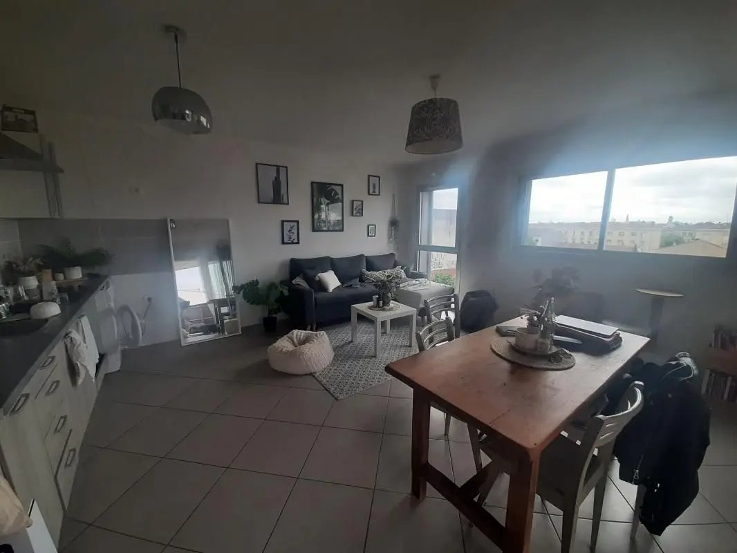 Appartement à vendre, 49m², Bordeaux