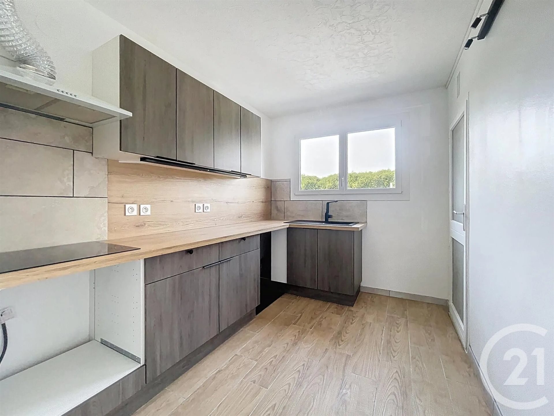 Appartement à louer, 76m², Saint-Fargeau-Ponthierry