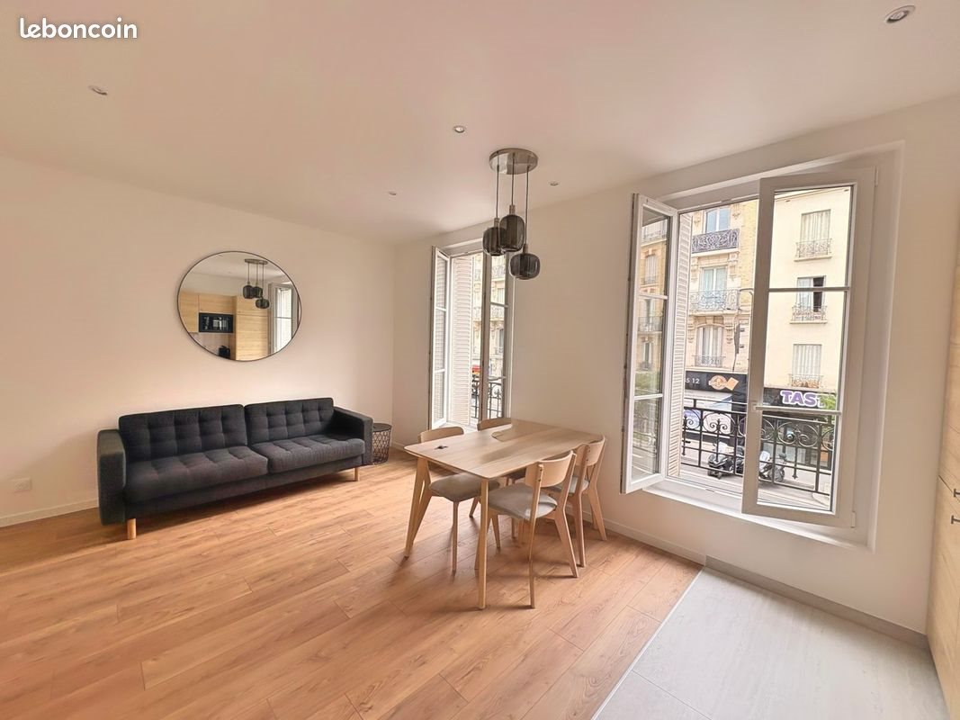 Appartement à louer, 46m², Courbevoie