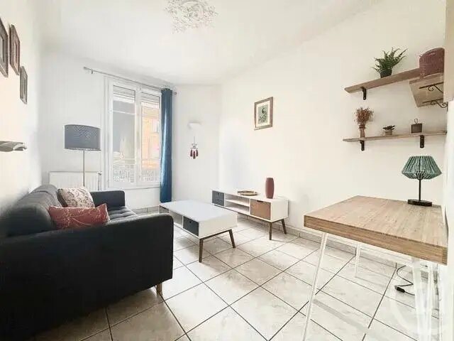 Appartement à louer, 33m², La Courneuve