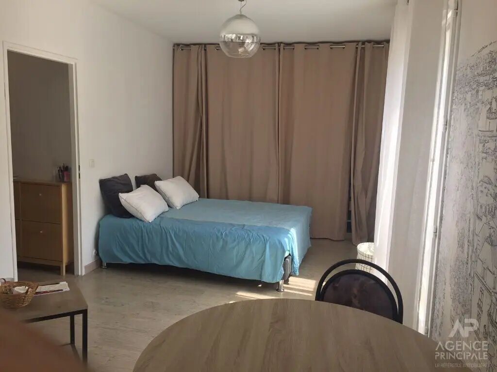 Appartement à louer, 28m², Rueil-Malmaison