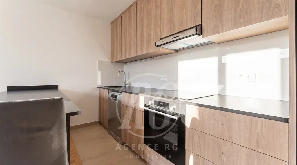 Appartement à louer, 57m², Suresnes