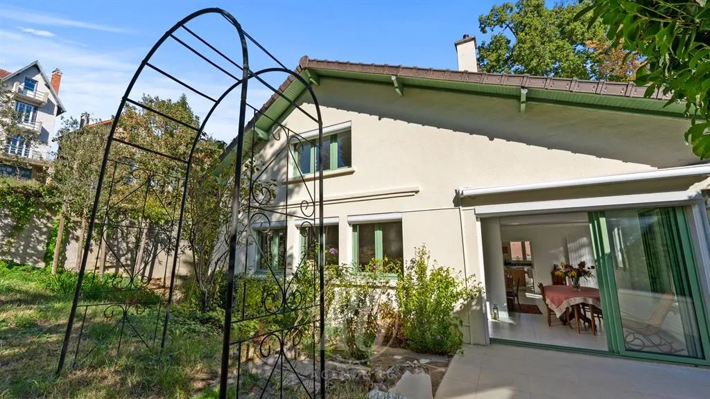 Maison à vendre, 192m², Marnes-la-Coquette